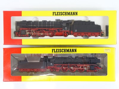 Lot 226 - A pair of HO Gauge German Outline steam...