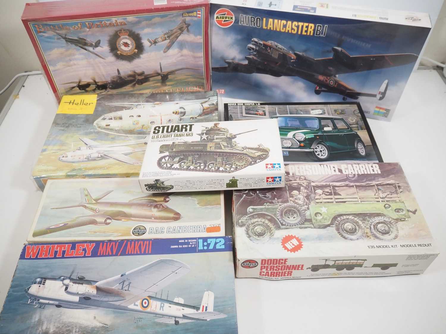 Lot 143 - A quantity of unbuilt mostly military kits by...