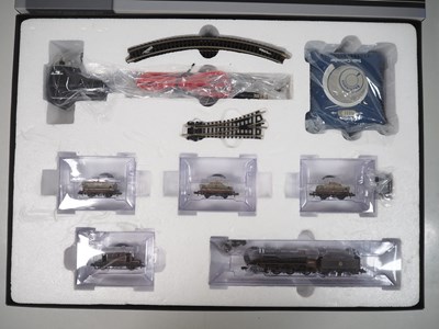 Lot 175 - A GRAHAM FARISH N gauge 370-090 'North Eastern...