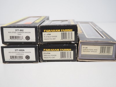 Lot 184 - A group of GRAHAM FARISH N gauge rolling stock...