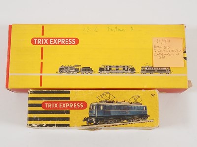 Lot 220 - A pair of TRIX EXPRESS HO gauge 3-rail DC...