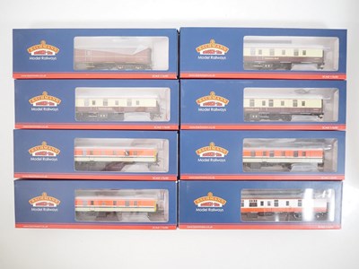 Lot 263 - A group of BACHMANN OO gauge Bachmann...