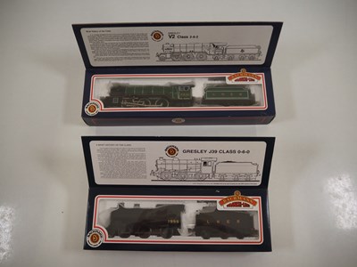Lot 393 - A pair of BACHMANN OO gauge LNER steam...