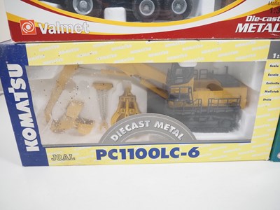 Lot 40 - A group of 1:32/35/50 scale diecast...