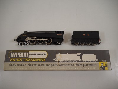 Lot 405 - A WRENN OO gauge W2213A class A4 steam...