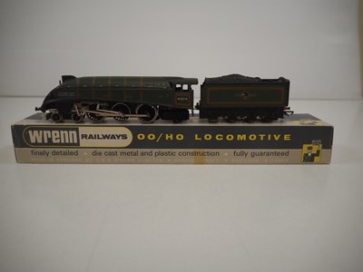 Lot 407 - A WRENN OO gauge W2211A class A4 steam...