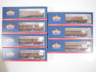 Lot 430 - A group of BACHMANN OO gauge Thompson and Mk1...