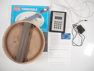 Lot 442 - An ADM OO gauge belt driven indexing turntable,...