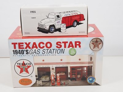 Lot 46 - A 1:43 scale CHRONICLES 'Texaco Star' resin...