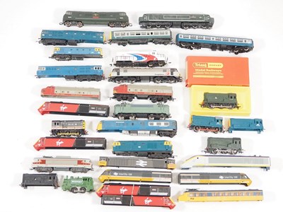 Lot 481 - A group of mixed OO/HO gauge locomotives and...