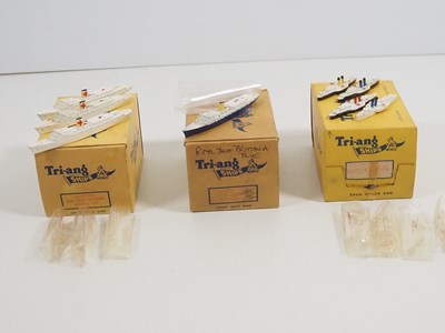 Lot 52 - A group of vintage TRI-ANG MINIC ships trade...