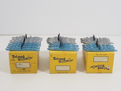 Lot 53 - A group of vintage TRI-ANG MINIC ships trade...
