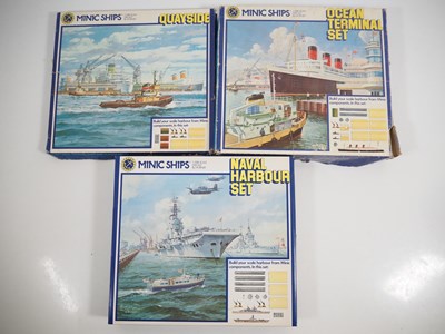 Lot 56 - A group of HORNBY MINIC ships (Period 2 Hong...