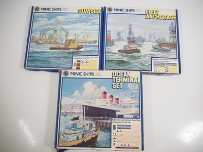 Lot 57 - A group of HORNBY MINIC ships (Period 2 Hong...