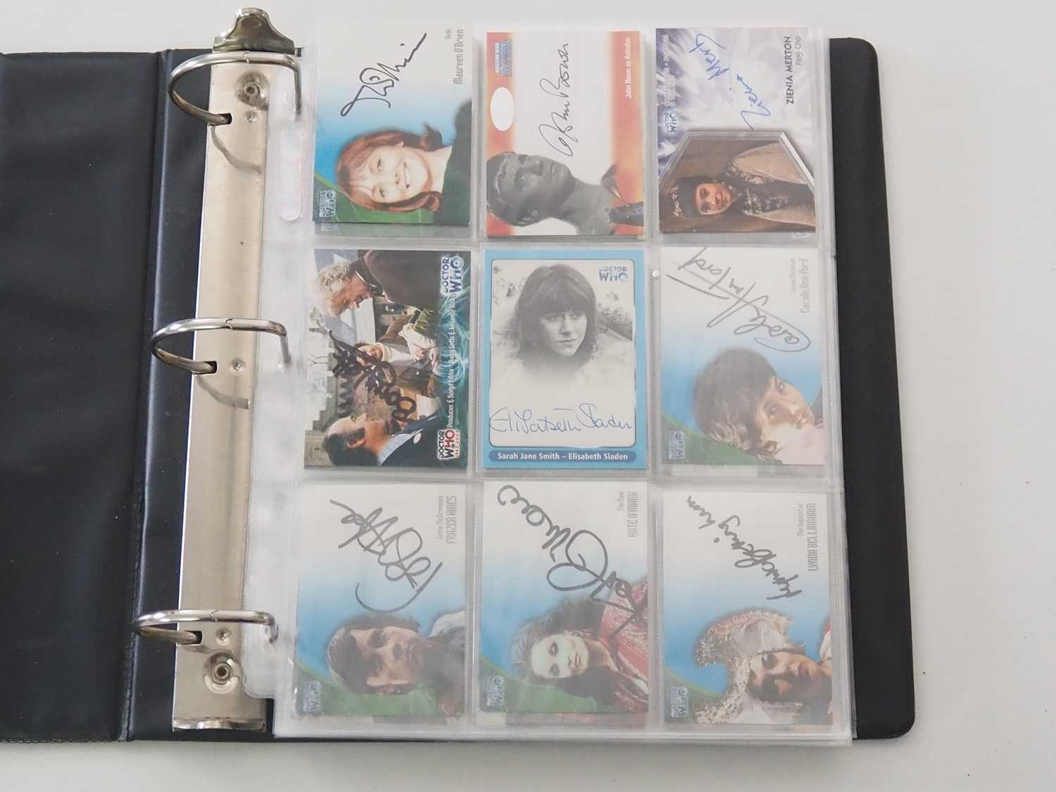 Lot 55 - A quantity of modern trading cards featuring...