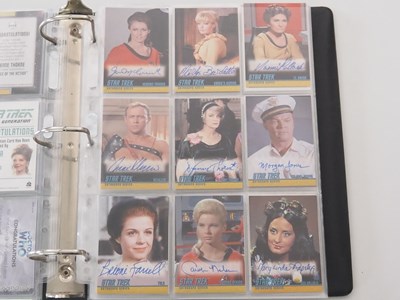 Lot 55 - A quantity of modern trading cards featuring...
