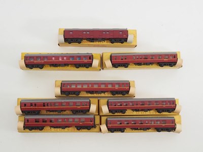Lot 121 - A group of TRI-ANG TT Gauge Mark 1 passenger...
