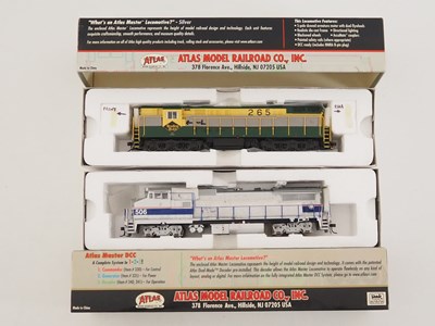 Lot 134 - A pair of ATLAS HO gauge American outline...