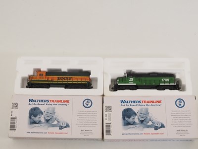 Lot 136 - A pair of WALTHERS TRAINLINE HO gauge diesel...
