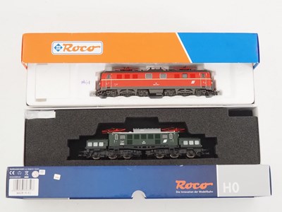 Lot 139 - A pair of ROCO HO gauge Austrian outline...