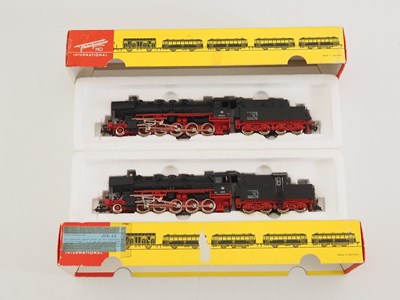 Lot 140 - A pair of FLEISCHMANN HO gauge German outline...