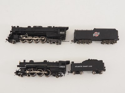 Lot 141 - A pair of HO gauge American outline steam...