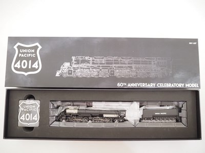 Lot 347 - A RIVAROSSI HO gauge American outline HR2753...