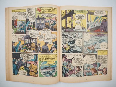 Lot 396 - BATMAN #20 (1943 - DC) - Iconic first cover...