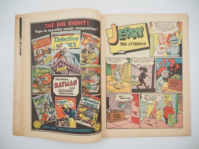 Lot 396 - BATMAN #20 (1943 - DC) - Iconic first cover...