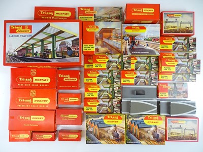 Lot 517 - A large quantity of TRI-ANG/HORNBY OO Gauge...