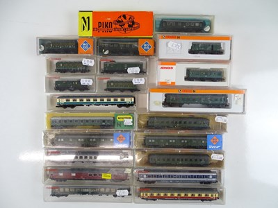 Lot 54 - A quantity of boxed N Gauge European Outline...