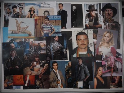 Lot 91 - A group of mixed television and movie related...