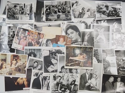 Lot 92 - A large mixed quantity of assorted black/white...
