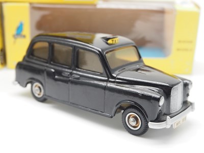 Lot 13 - A group of 1:43 scale diecast models by BUDGIE,...