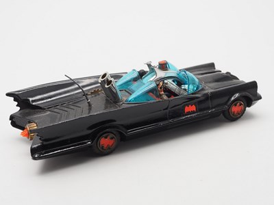 Lot 29 - A CORGI Toys 267 Batmobile - first version...