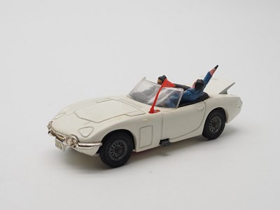 Lot 31 - A CORGI 336 'James Bond' Toyota 2000 GT from '...