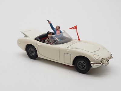Lot 31 - A CORGI 336 'James Bond' Toyota 2000 GT from '...