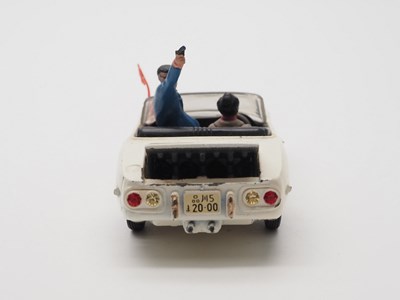 Lot 31 - A CORGI 336 'James Bond' Toyota 2000 GT from '...