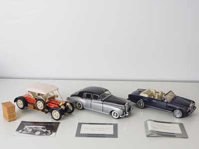 Lot 63 - A group of 1:24 scale diecast models by...