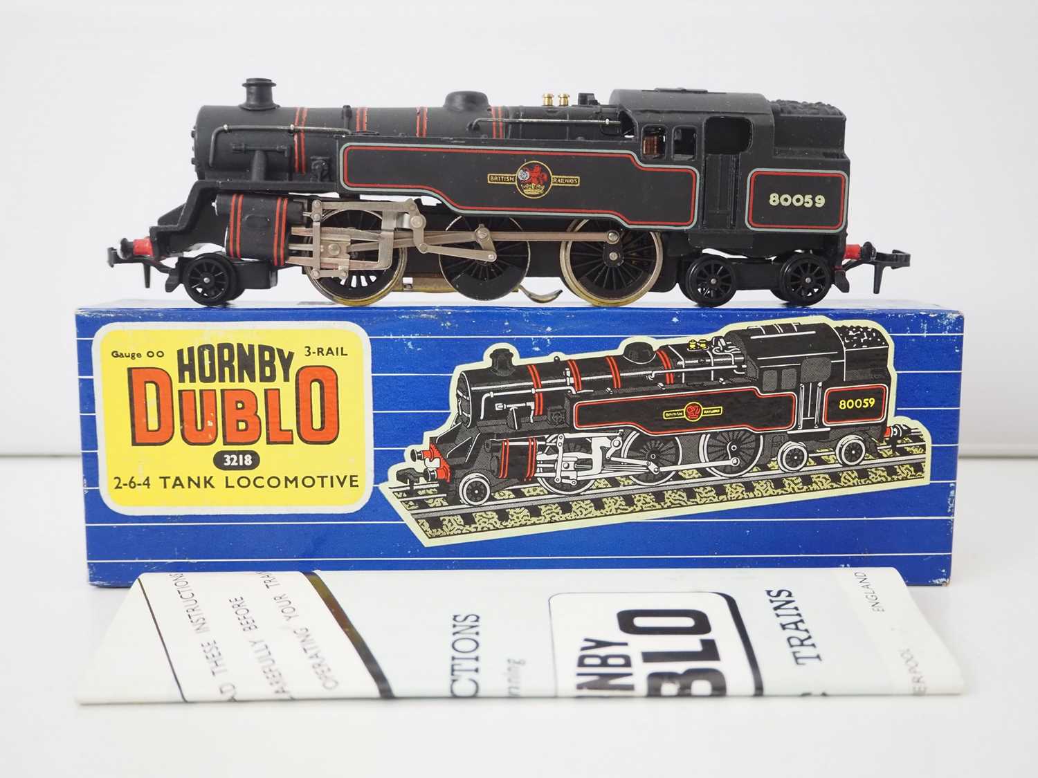 Lot 405 - A HORNBY DUBLO 3218 OO gauge 3-rail class 4MT...