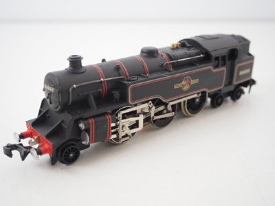 Lot 405 - A HORNBY DUBLO 3218 OO gauge 3-rail class 4MT...