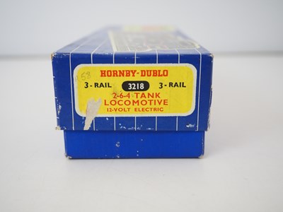 Lot 405 - A HORNBY DUBLO 3218 OO gauge 3-rail class 4MT...