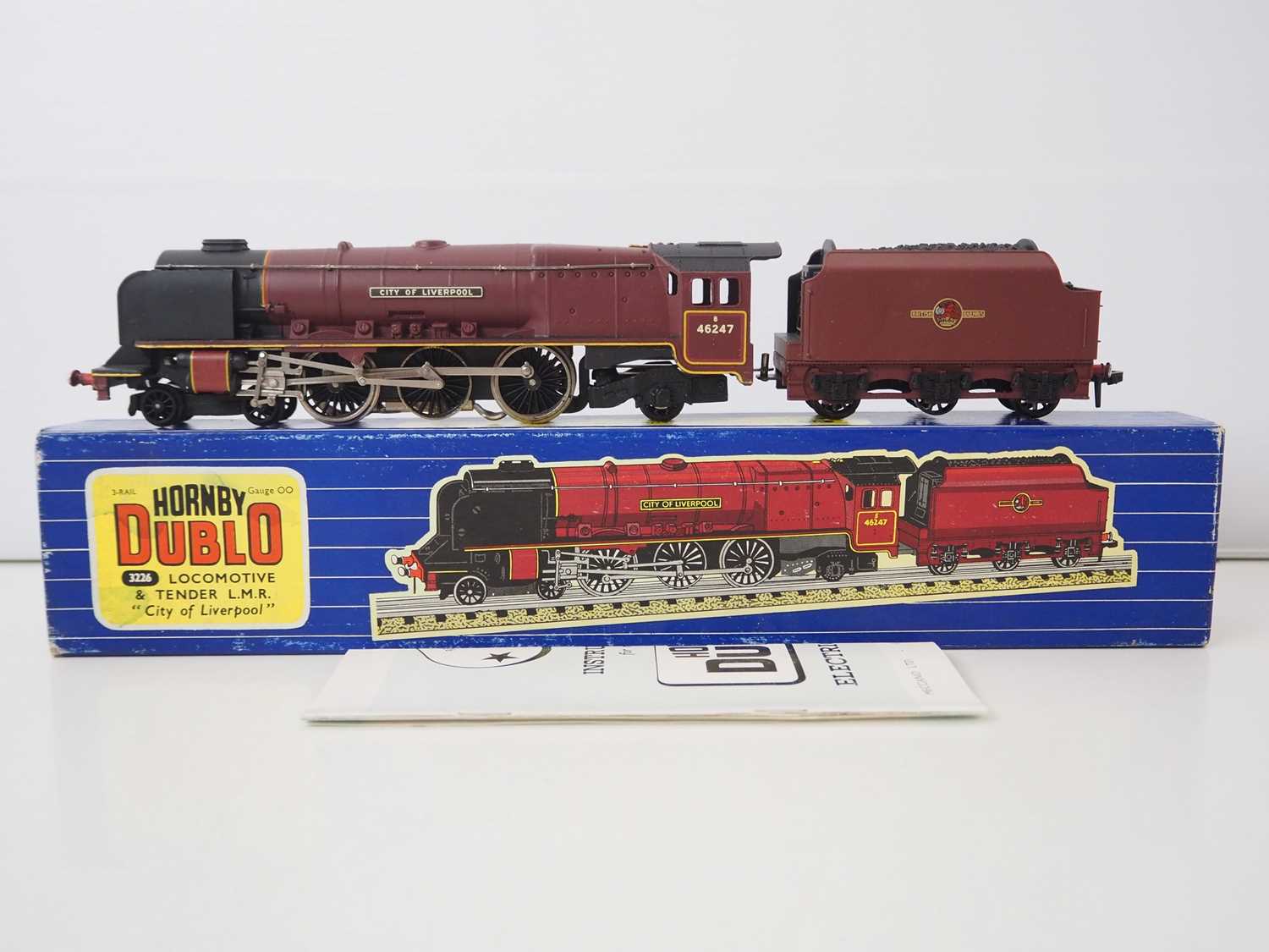 Lot 412 - A HORNBY DUBLO 3226 3-rail OO gauge Duchess...