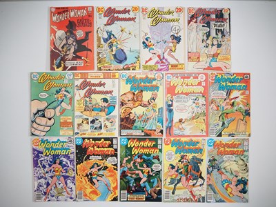 Lot 108 - WONDER WOMAN #187, 205, 206, 207, 210, 211,...