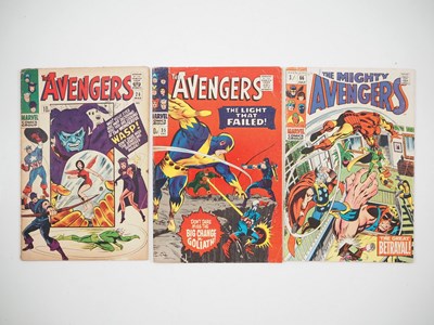 Lot 171 - AVENGERS #26, 35, 66 (3 in Lot) - (1966/1969 -...