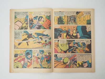 Lot 524 - DETECTIVE COMICS: BATMAN #359 - (1967 - DC -...