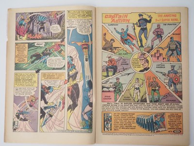 Lot 524 - DETECTIVE COMICS: BATMAN #359 - (1967 - DC -...