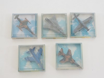 Lot 27 - A group of vintage 1970s CORGI (LINTOY)...