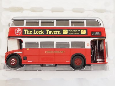 Lot 43 - A SUN STAR 1:24 scale 2909 diecast London...