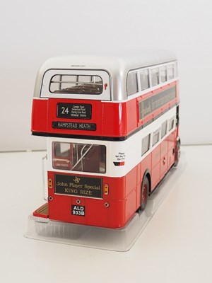 Lot 43 - A SUN STAR 1:24 scale 2909 diecast London...